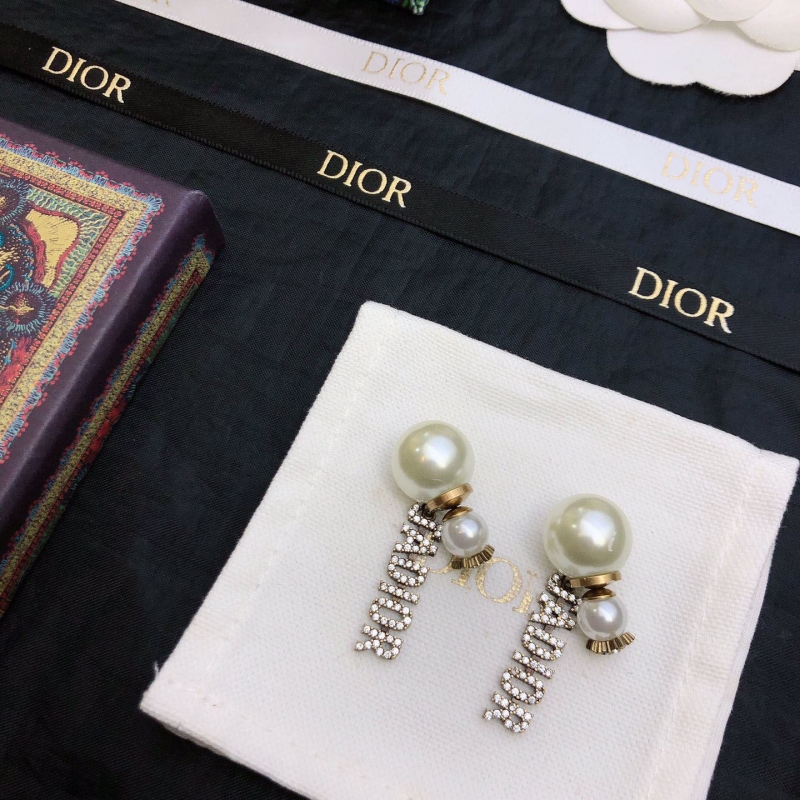ch**an D*or earrings